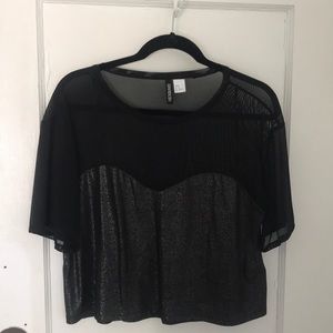 Dividend short sleeve crop top